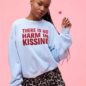 Daydreamer “There Is No Harm In Kissing” Baby Blue Crewneck – NWT